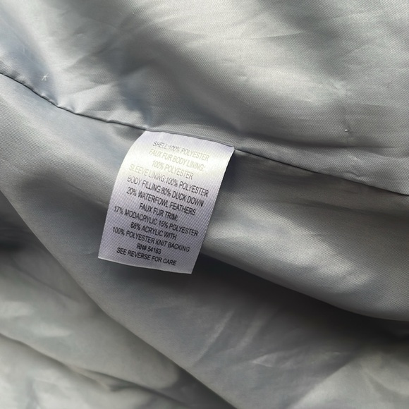 Coat - Picture 5 of 7